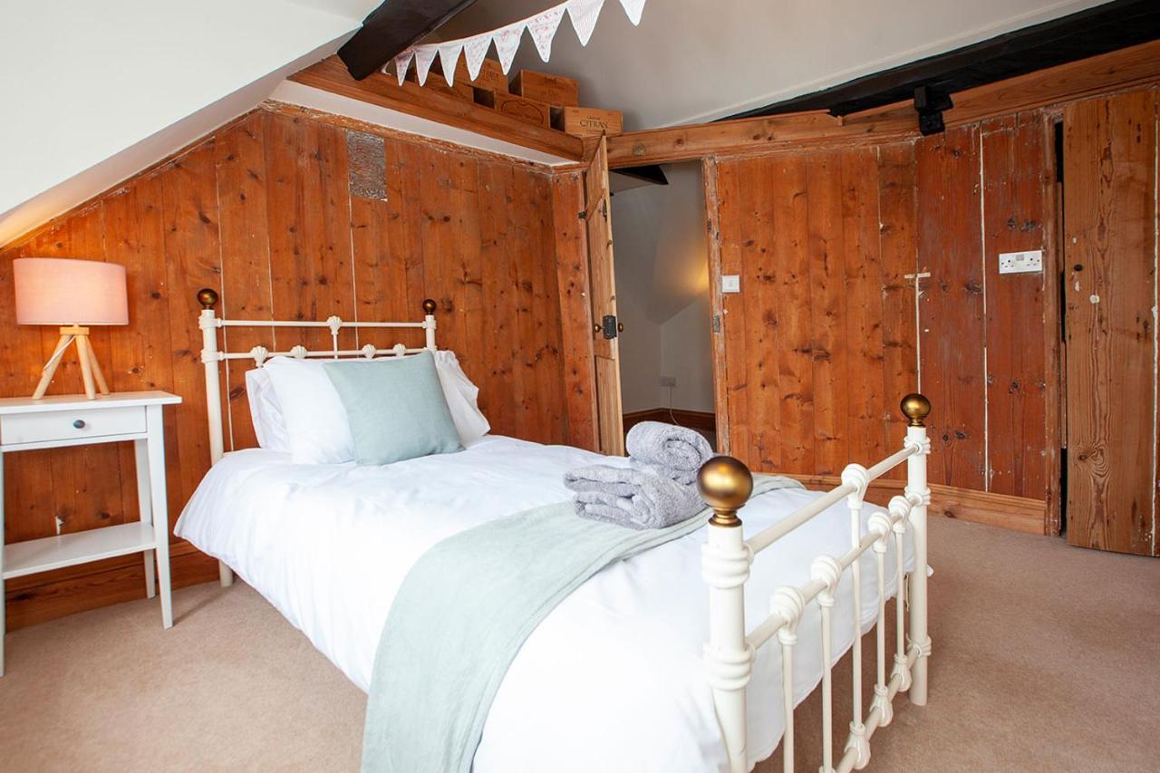 Farndale Cottage Уитби Экстерьер фото
